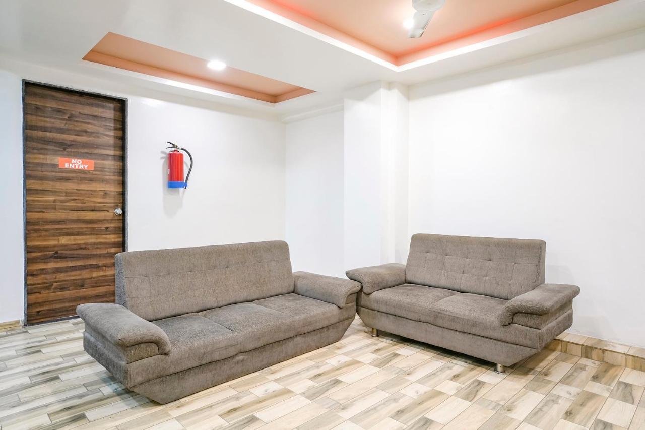 Fabexpress Blue Stone Hotel Surat Ngoại thất bức ảnh